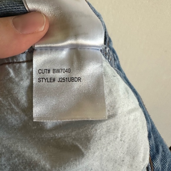 Billabong Drift Away Blue Denim Distressed Boho Beach Jean Shorts size 27 - Picture 6 of 6